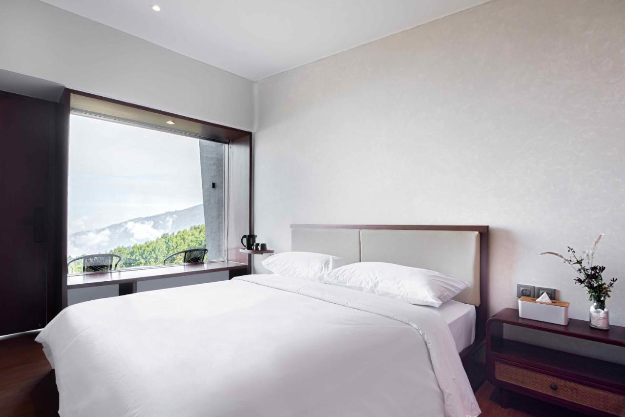 Artotel 3*
